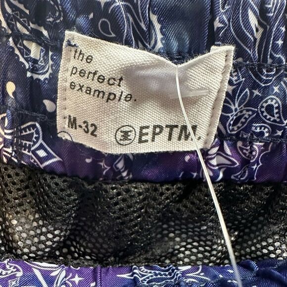 NWT EPTM Men’s The Perfect Example Blue Black Bandana Pants - Size Medium/32 - Picture 4 of 8